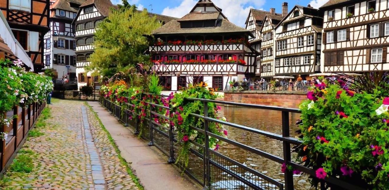 Courtine - Le Calme Au Centre Ville Straatsburg Buitenkant foto